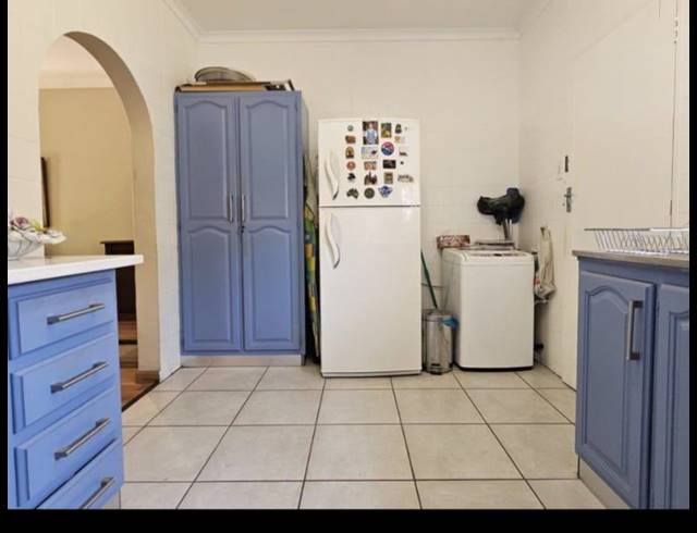 1 BEDROOM TOWNHOUSE FOR SALE IN GLENVISTA